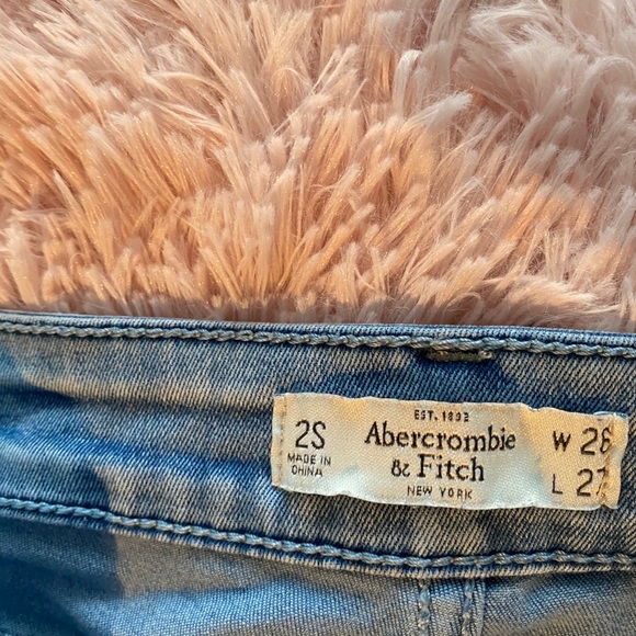 Abercrombie and Fitch Stretchable Jeans - Picture 6 of 6